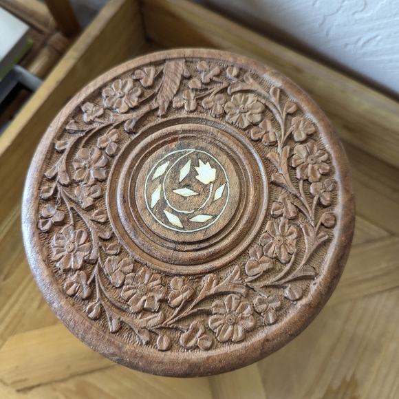 6" Handmade Indian Carved Wood Boho Accent Statue Stand Mini Table Altar Folding - Picture 4 of 6